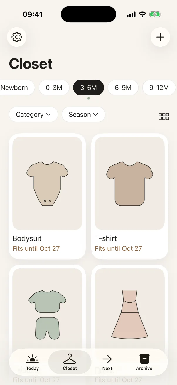 The app's Closet screen, with clothes sorted by size